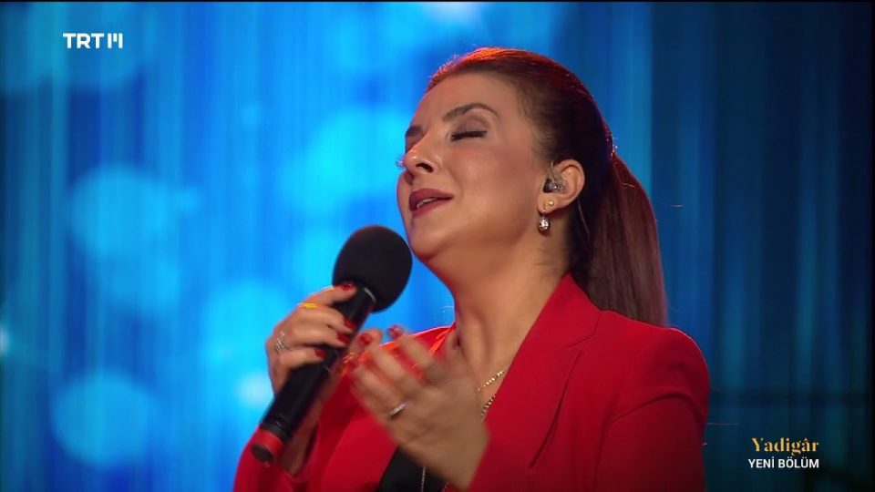 Adile Kurt KARATEPE - Gel Aslım Sorarsan Ben Bir Niyâzım Sözleri