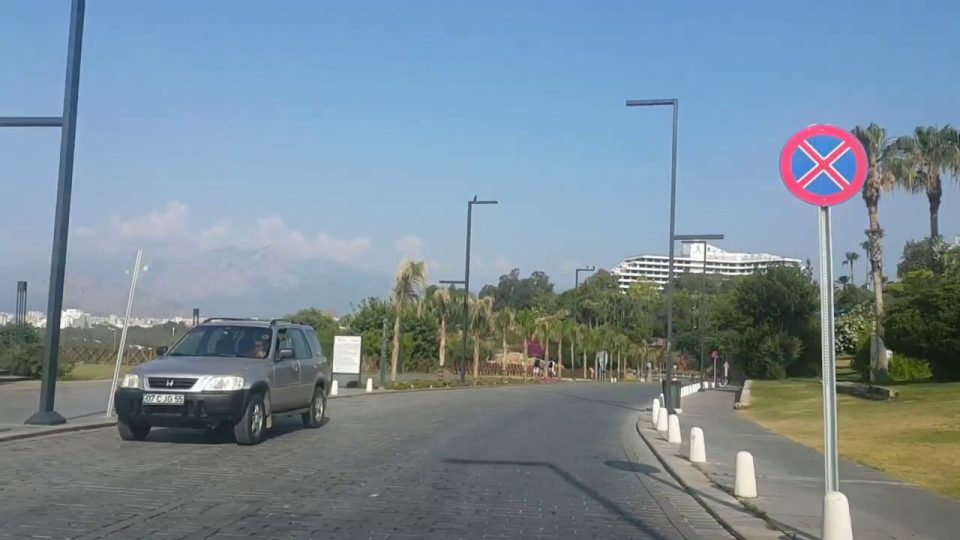 Milli Egemenlik Teomanpaşa Cad. Konyaaltı Beach Park Varyant Yolu 6/8