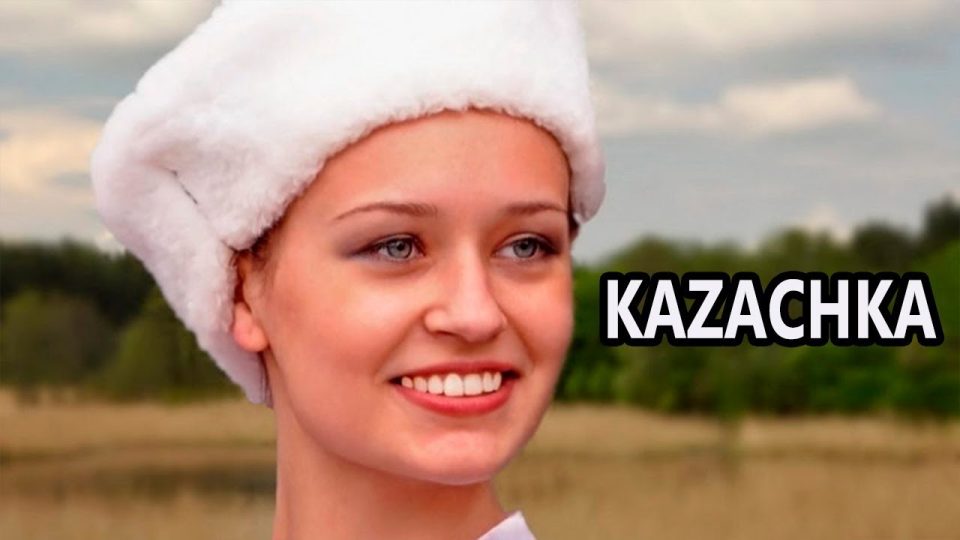 Kadınların kılıç dansı - Yaklaşmak istemezsin !