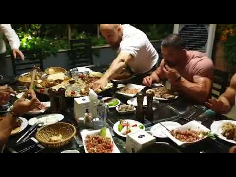 Vücut Geliştirme Takımı Nasreddin Restoran'da Tandır Yedi