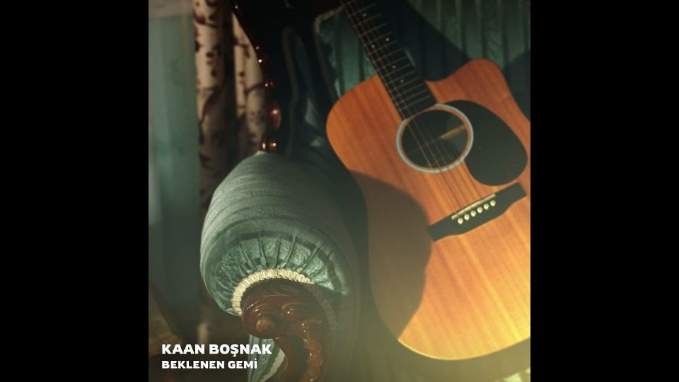Kaan Boşnak - Beklenen Gemi Şarkı Sözleri