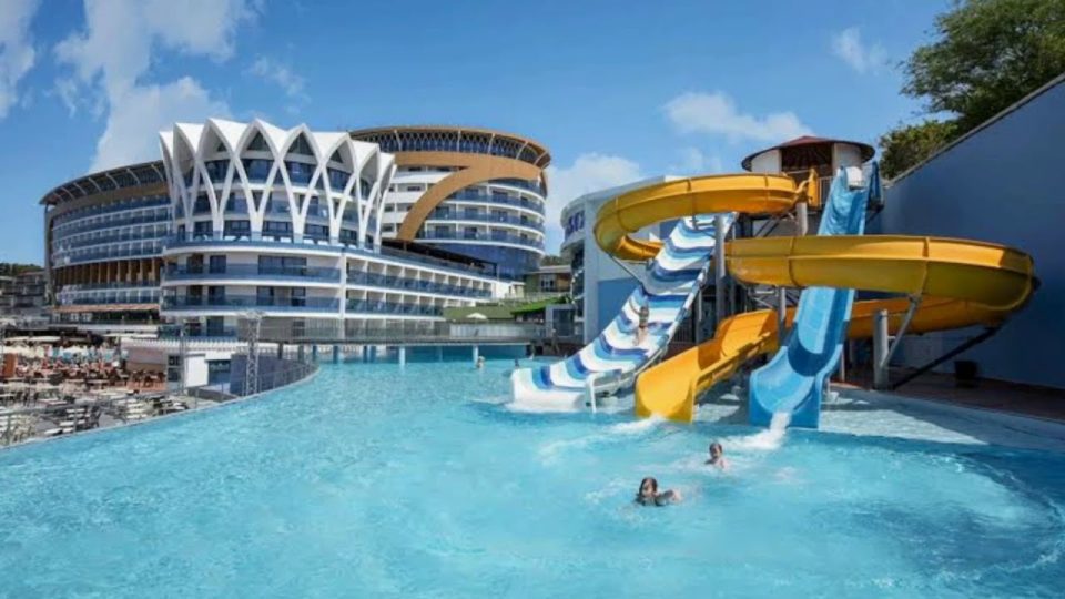 Luxury Hotels in Antalya - Best beach hotel in Antalya