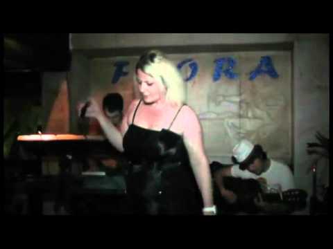 Flora Bar Antalya - Sanatçı Çölban
