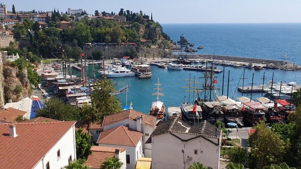 Antalya İskelesi Yat Limanı Kaleiçi Deniz Manzarası Gezilecek Yerler