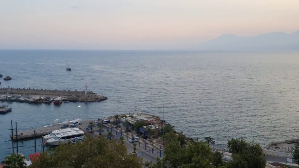 Geniş Açı Manzara - Muhteşem Yat Limanı, Deniz ve Kaleiçi Manzarası