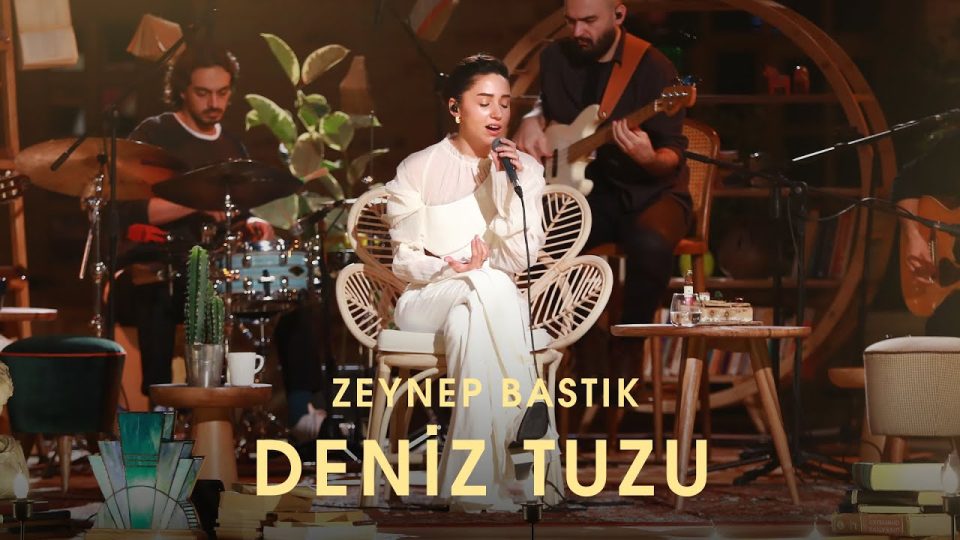 Zeynep Bastık - Deniz Tuzu Şarkı Sözleri