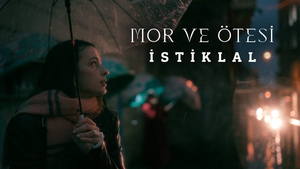 mor ve ötesi - İstiklal Şarkı Sözleri