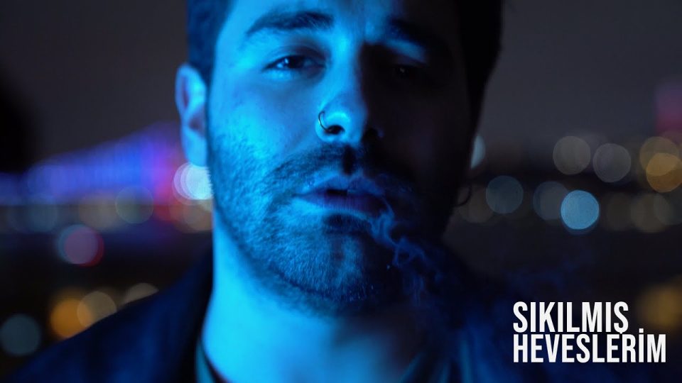 Kendimden Hallice - Sıkılmış Heveslerim Şarkı Sözleri