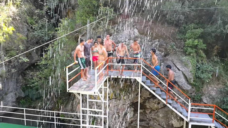 Alanya Dimçayı Eğlence Cennet Vadisi'nde Su Keyfi