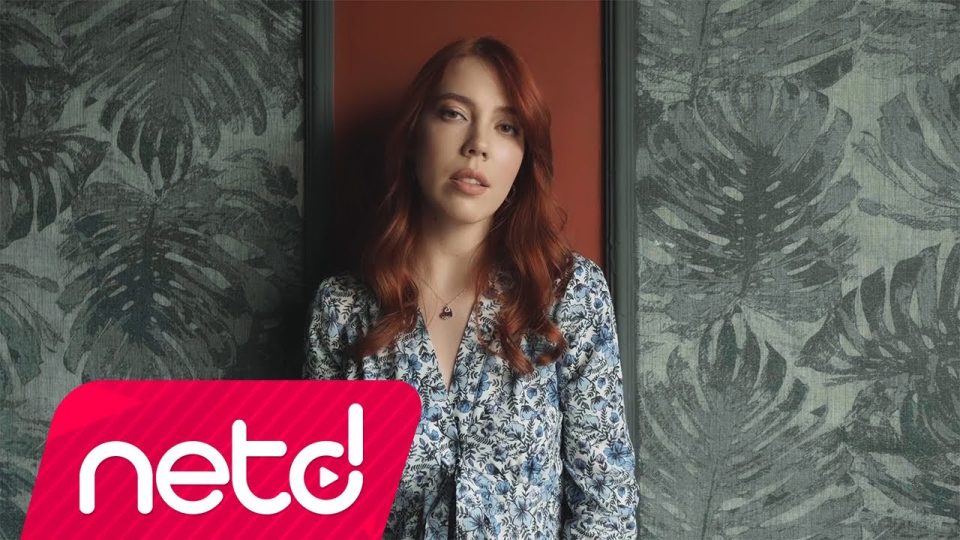 Gülşah Kömür - Yokluğunda Şarkı Sözleri