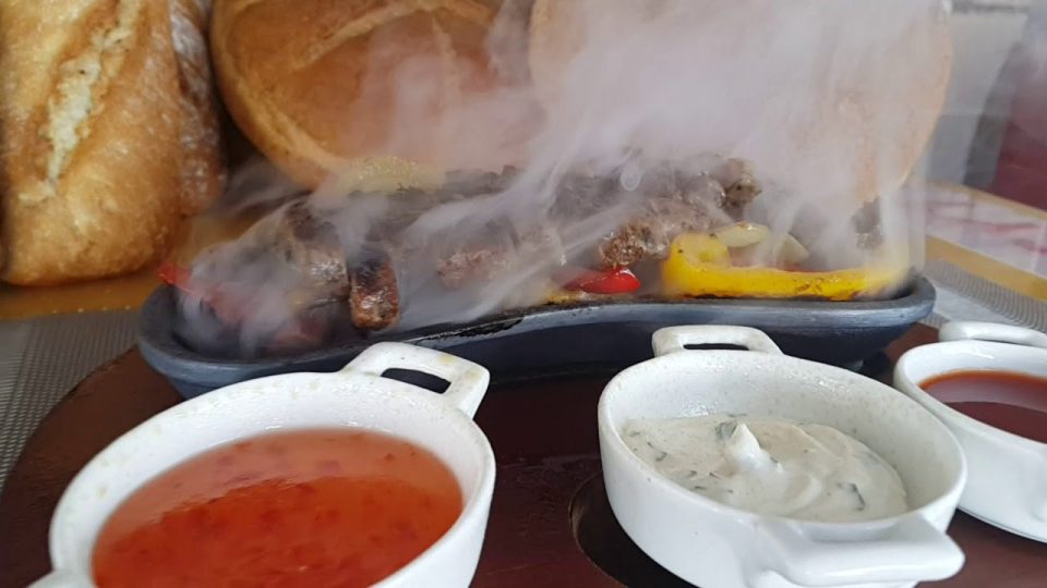 Fajita Sunumu Nasıl Yapılır ? Fajita yemeği görünümü ve servisi
