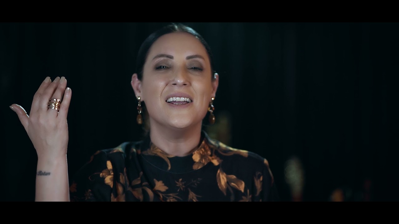 Serpil Sarı - Bana Sor Şarkı Sözleri