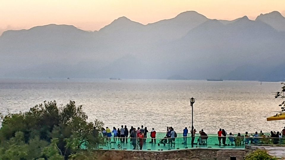 Antalya Cumhuriyet Meydanı Deniz Manzarası