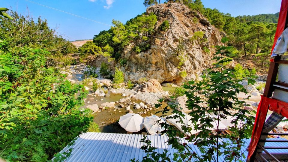 Antalya Gözlemeciler Çakırlar Muhtarın Yeri Sakin Gözleme Kahvaltı