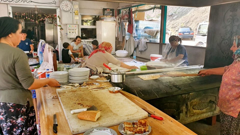 Çakırlar Kahvaltı Yerleri - Muhtarın Yeri Sakin Gözleme