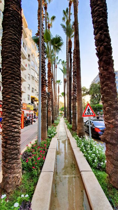 Antalya Işıklar Caddesi - Atatürk Caddesi Manzaraları