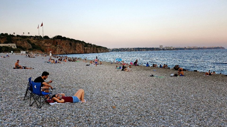 Antalya'da gün batımı deniz manzarası