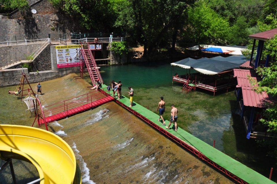 Dimçayı restoranlar Ada Piknik Restuarant Yol Tarifi