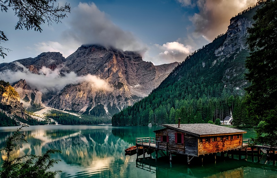 7 largest lakes found in the continent of Europe