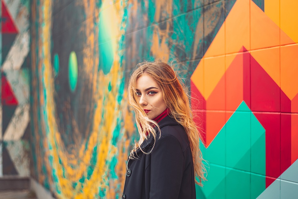 How can I deal with the pressure to be in a relationship?