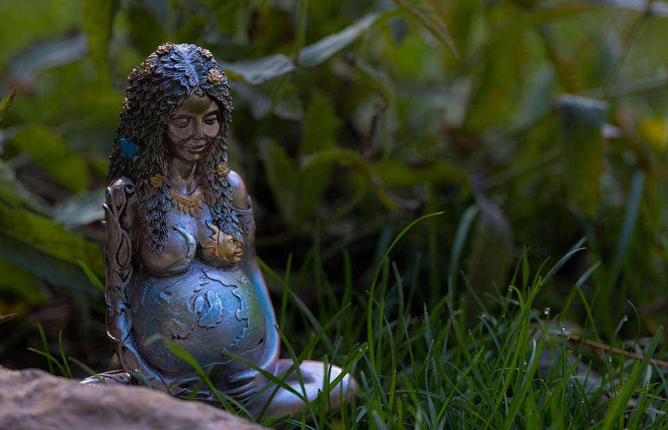 How can I explain to my parents that I am pregnant or at risk of becoming pregnant?