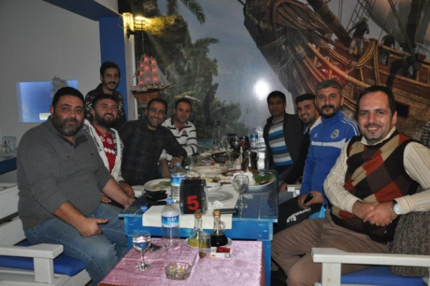 Rakı Sizden Balık ve Meze Han Balık Evinden