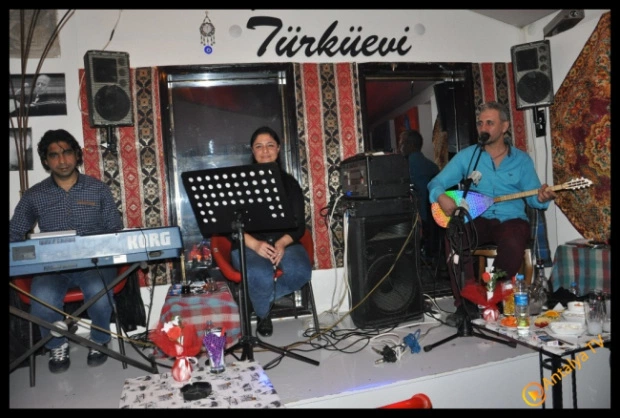 Ezgi Türkü Evi Alper Şahan İle Start Verdi…