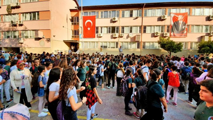 2019 – 2020 Eğitim Öğretim Yılı Başladı – Antalya Merkez İlköğretim Okulu’nda ilk gün