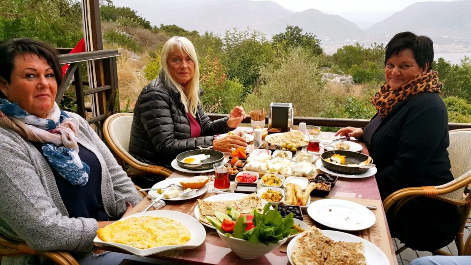 Muhtar’s Place Alanya Kahvaltı Muhtarın Yeri Restaurant