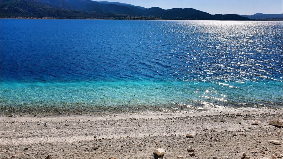 Salda Gölünün Berrak Suyu – Salda Gölü Sahili Sahili Yeşilova Burdur