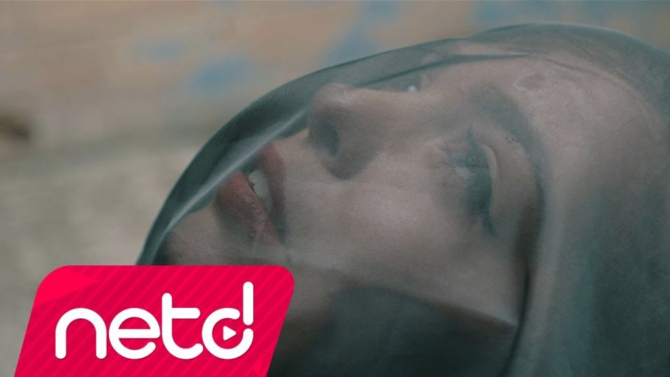 İlkyaz – Bir Kadının Şarkısı Sözleri
