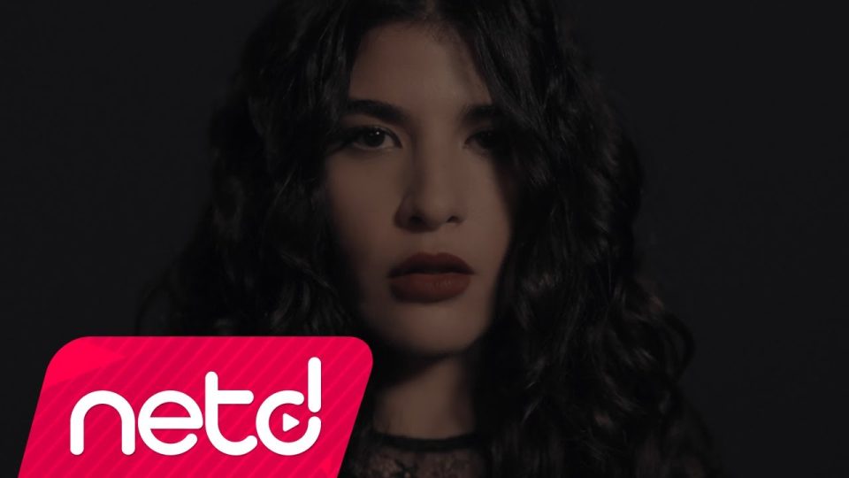 Ada Sanlıman – O Günler Şarkı Sözleri