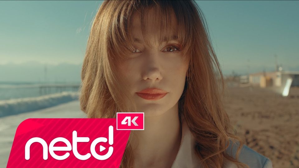 Esra Lora – İnsan Şarkı Sözleri