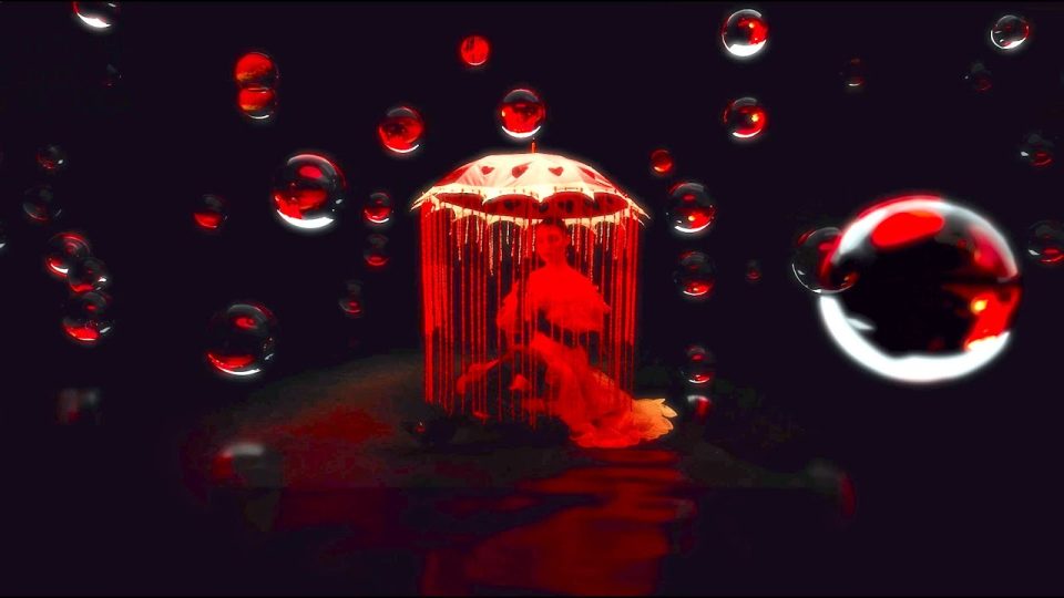 Luna Li – Silver Into Rain ft. beabadoobee